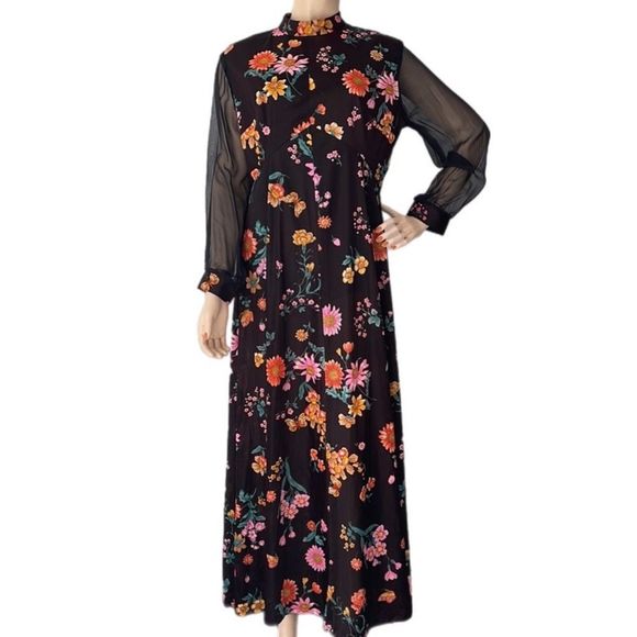 Vintage 70s Floral and Black Long Sleeve Sheer Maxi Dress - Picture 6 of 16